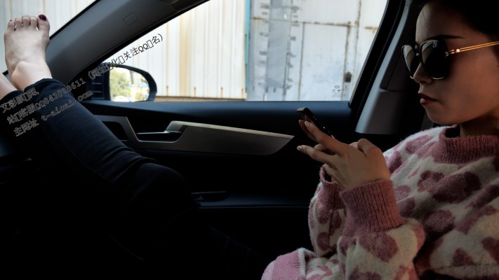 【第5风格】户外车上舔小敏的美脚 YC-230219-3