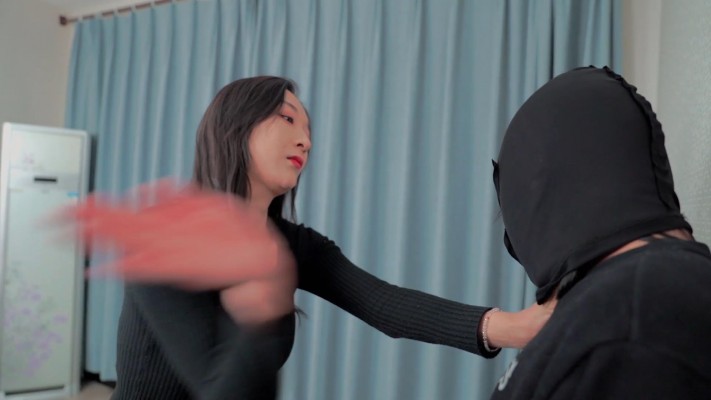 5位圈外小白扇m耳光 YC-220206