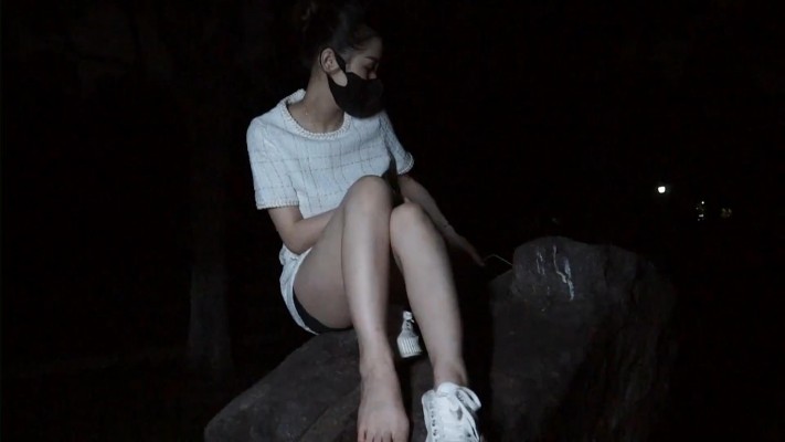 【黑丝诱惑】夜晚室外公园公开刺激调教 YC-220530-2
