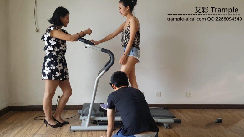 【艾丝女主】艾丝女王居家系列带新人女王调教家奴 G-1558