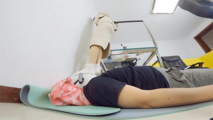 【婧児小主】晓G全语言脏帆布鞋和白袜踩头顶踩脖子 踩踹审讯 GP824F YC-220523-5