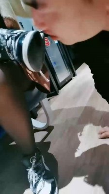 【甜桃】各种鞋子踩虐强迫舔 bf22054_HD绳艺资源