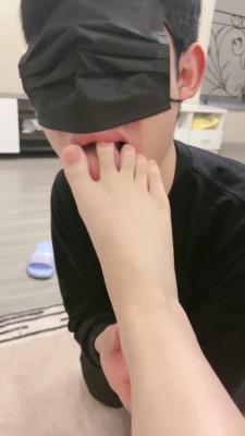 【礼礼大人】小保姆和姐妹把男主人调成狗【双视角版】 bf22273
