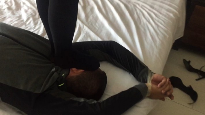 【蛋碎娇娃】『超S·联盟』女教师颜骑指导 YC-230127-2