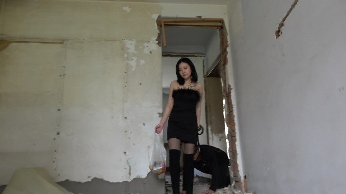 【彼岸花】破楼舔超脏鞋底，暴踹狗嘴 YC-220521-4