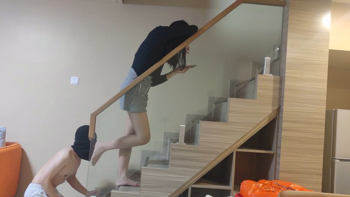 （中山素人联盟）174cm大长腿白领OL肉丝雯溪女神的脚垫 YC-220502