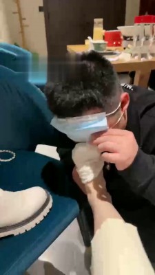【奈奈生】餐桌下的卑贱奴 bf21509