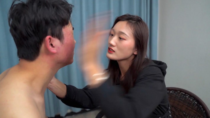 5位圈外小白扇m耳光 YC-220206