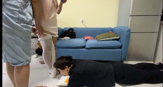 双胞胎萝莉下部