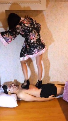 珊珊公主木履鞋多双高跟长靴践踏猪八戒