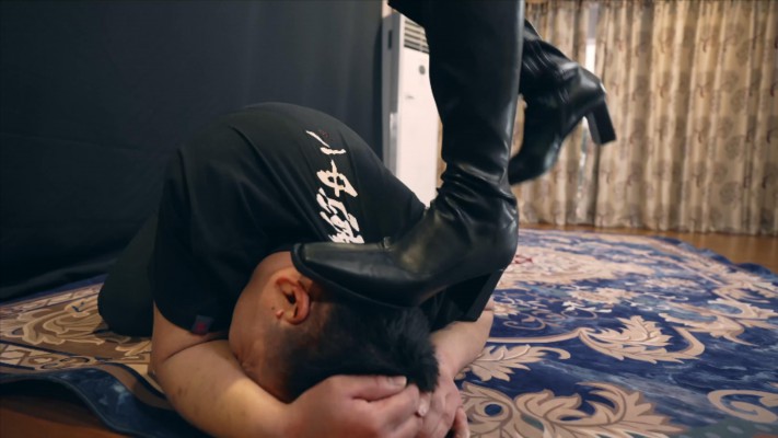 〔Magic︱Mirror 魔镜少女〕—星奈长靴暴踩跟踪狂 MM-230424