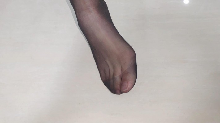 168cm中山少女姿默黑丝AJ全体重踩踏，坐脸，羞辱清理鞋子 YC-220219-6